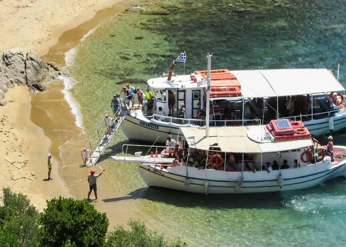 Spacious Santorini 2 Bedrooms Filos Private Jacuzzi Villa *