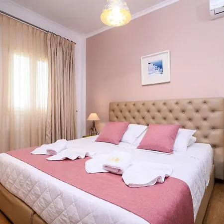 Spacious Santorini 2 Bedrooms Filos Private Jacuzzi Вилла *