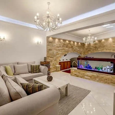 Spacious Santorini 2 Bedrooms Filos Private Jacuzzi *