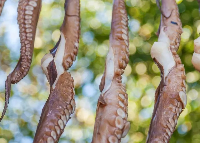 Вилла Spacious Santorini 2 Bedrooms Filos Private Jacuzzi