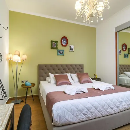 Spacious Santorini 2 Bedrooms Filos Private Jacuzzi Willa